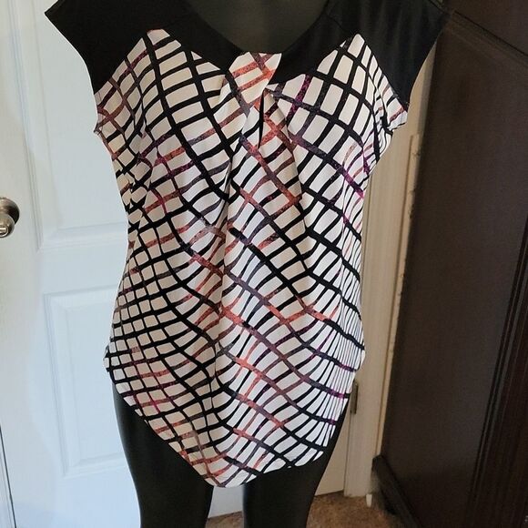 BRAND NEW WORTHINGTON MULTI-COLOR POLAR BEAR BOHO GEO WOMEN"S SHIRT - Picture 10 of 14